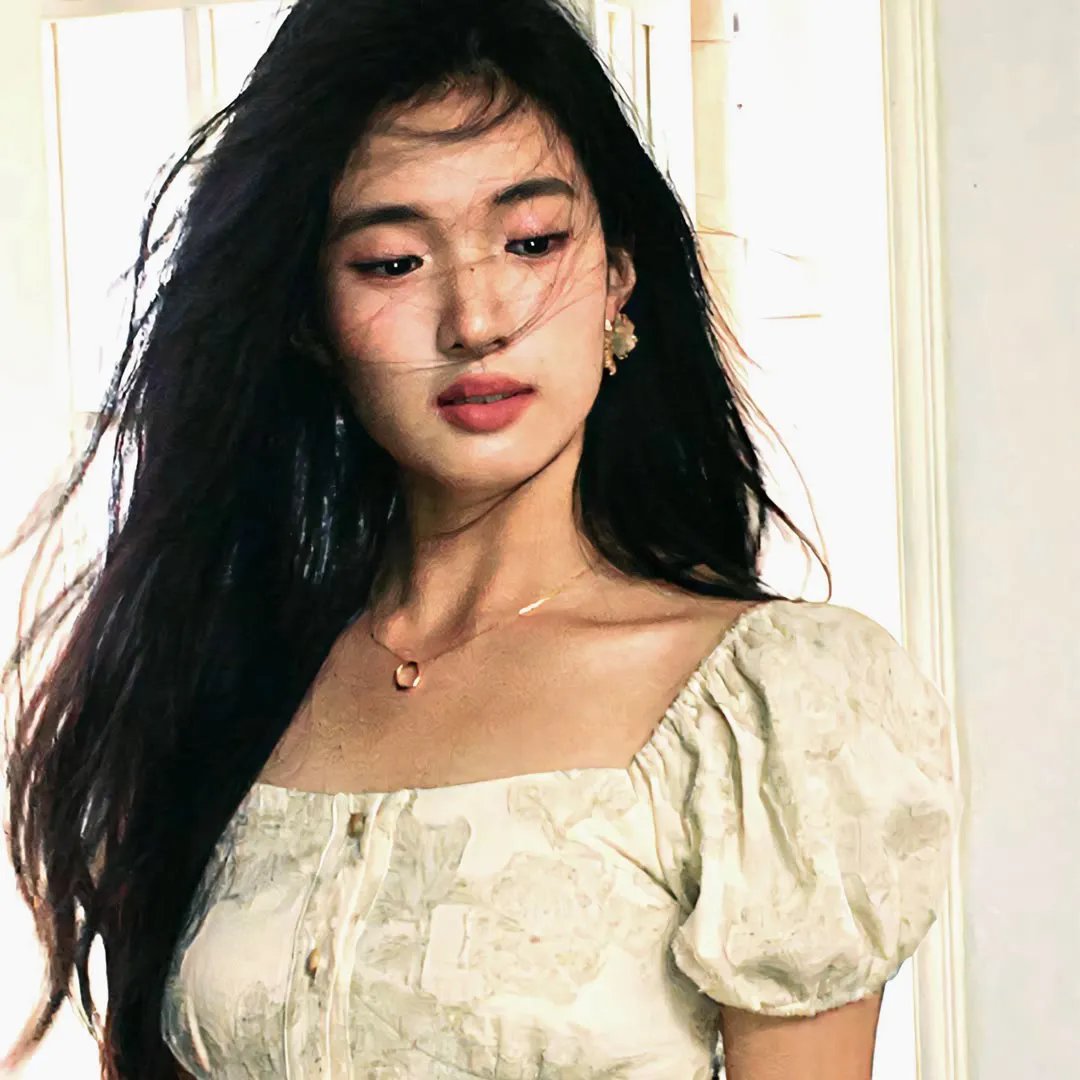 伯爵夫人的耳环
